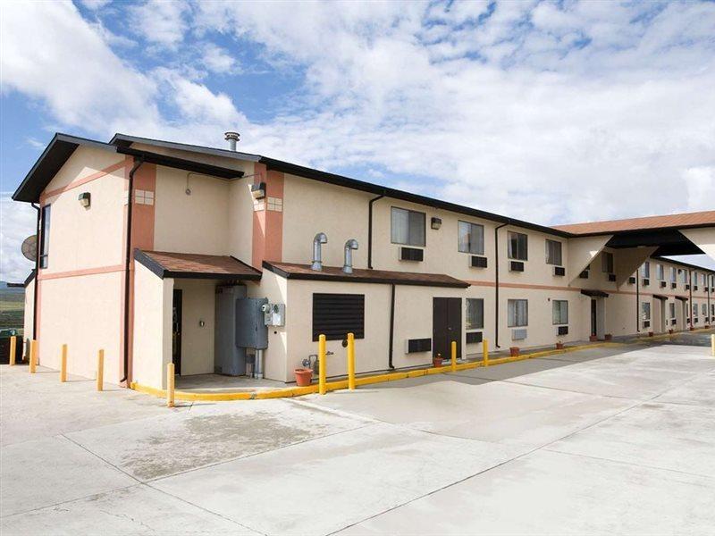 Super 8 By Wyndham Rawlins Wyoming Motell Exteriör bild